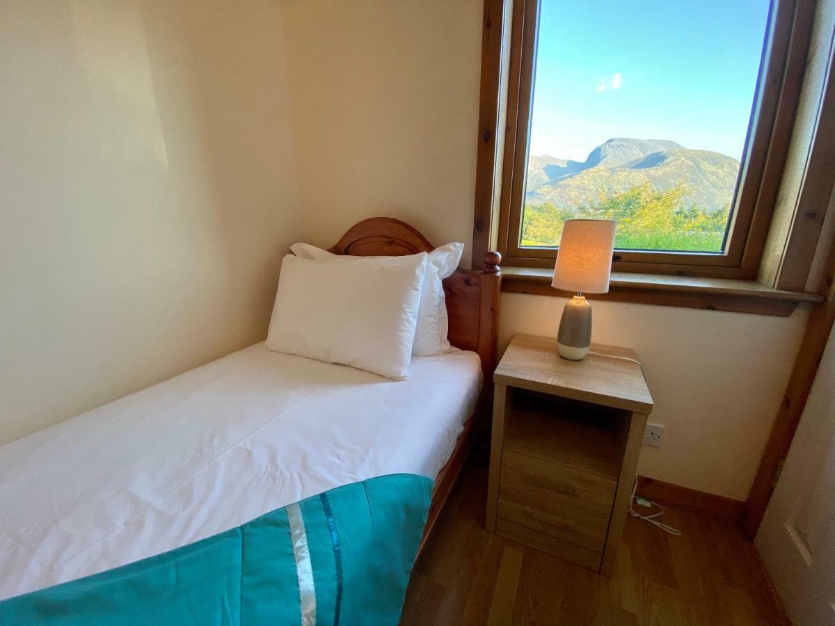 Highland Self Catering Retreat With Stunning Views Apartment Fort William Ngoại thất bức ảnh